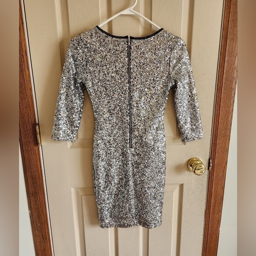 Guess Sequins dress size xs - Picture 2 of 4